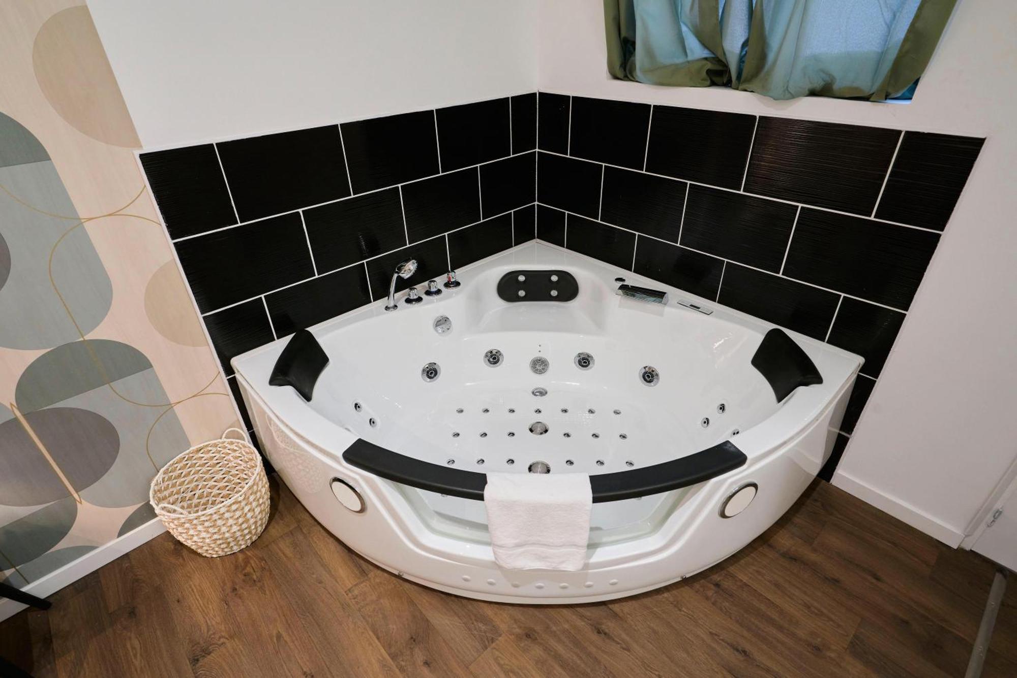 Apartamento Ng Prestige - Miln 1 - Balneo - Wifi & Netflix Roubaix Exterior foto